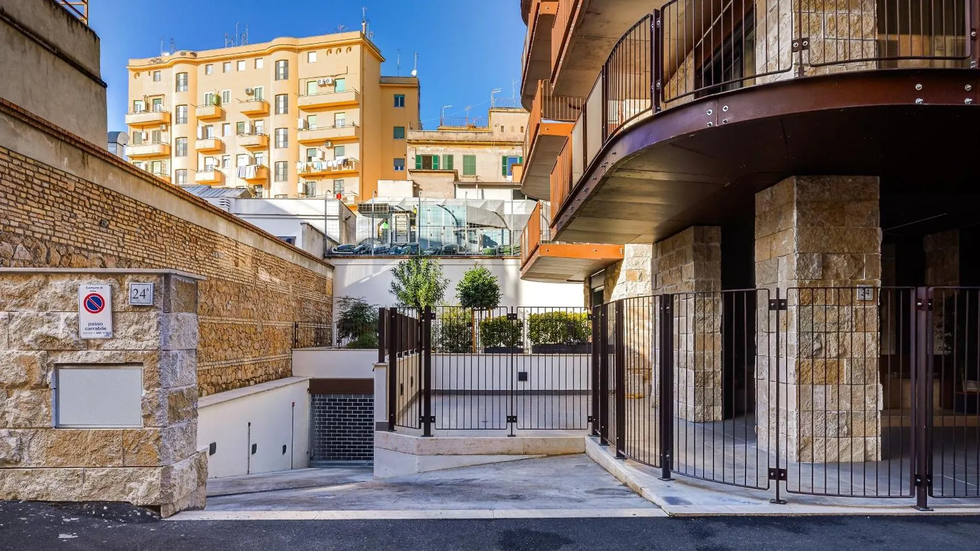 Апарт-отель Gasometer Urban Suites Рим